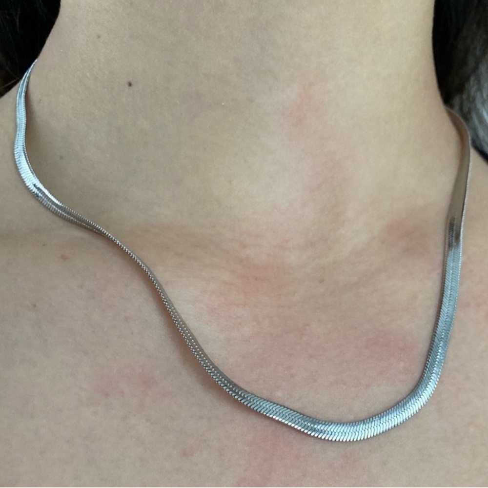 Thick silver snakechain necklace
